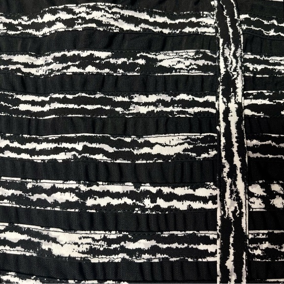 Cache Striped Cut Out Slimming Sheath Dress Black White XS 2 - Picture 8 of 9